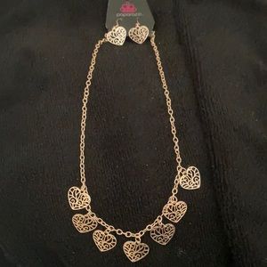 Paparazzi earring and necklace set
